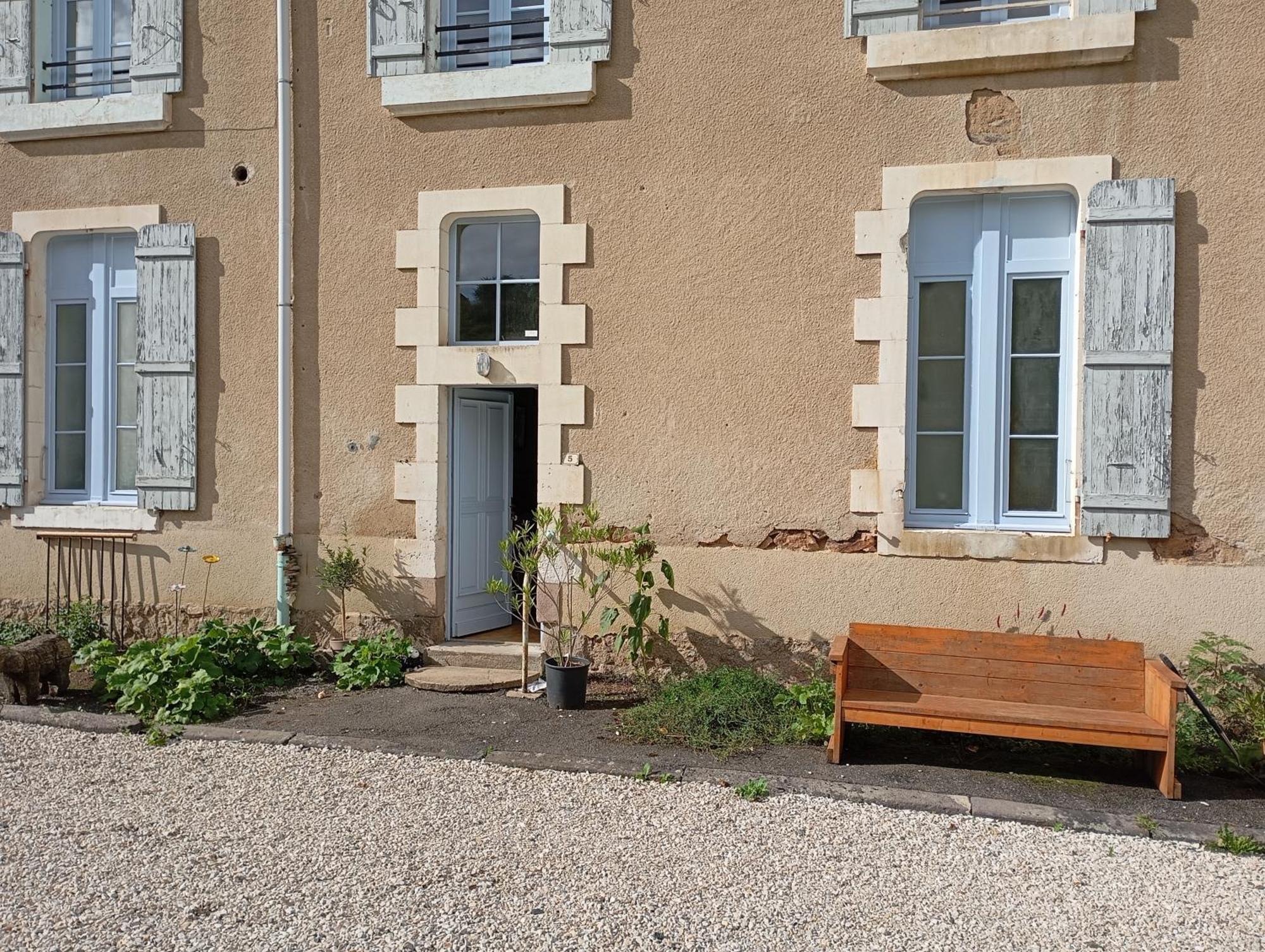 L' Ancienne Ecole Du Morvan Larochemillay エクステリア 写真