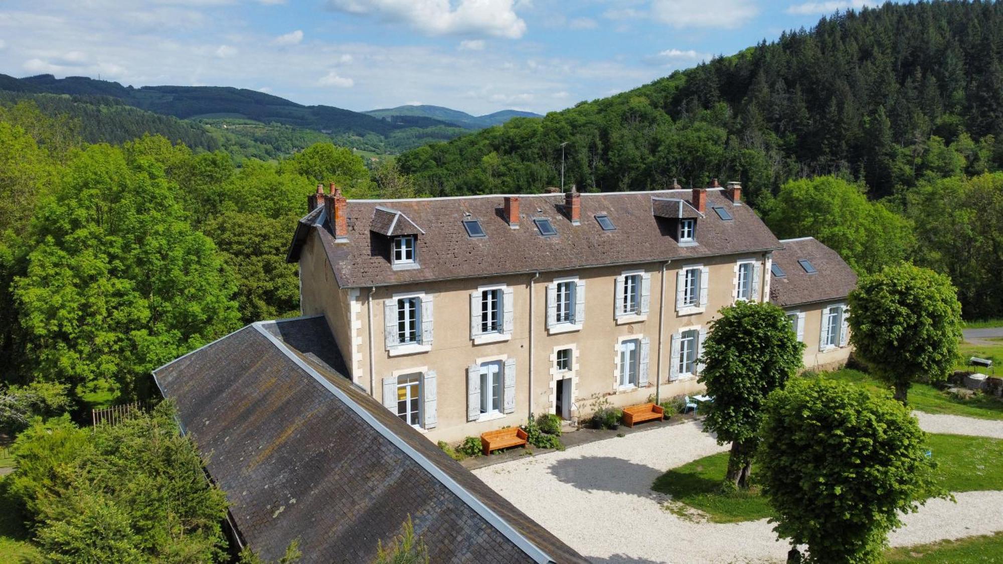 L' Ancienne Ecole Du Morvan Larochemillay エクステリア 写真